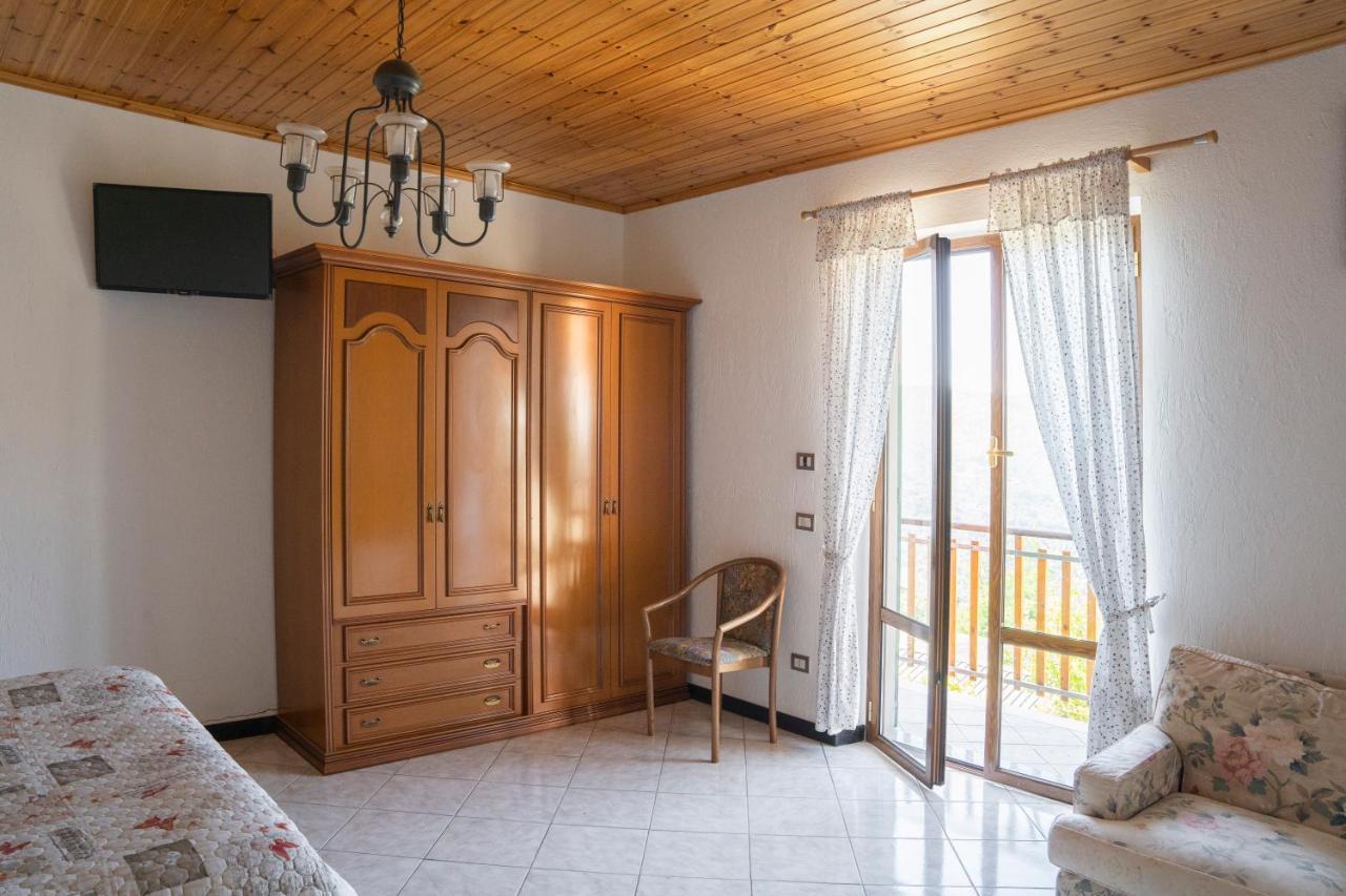 01234 - Agriturismo La Marpea, Esperienza In Mezzo Alla Natura E Al Cibo Tipico Italiano Villa Terisso ภายนอก รูปภาพ